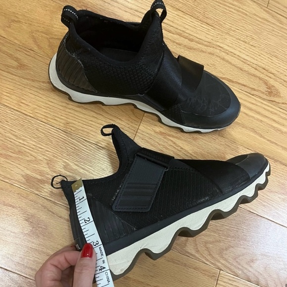 Sorel Kinetic High Top Sneakers - Picture 11 of 13